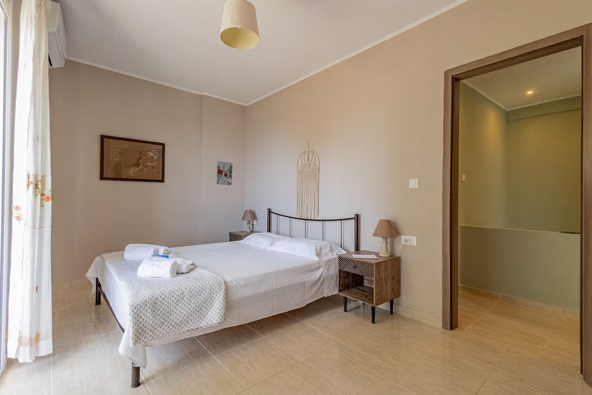 Bedroom detail